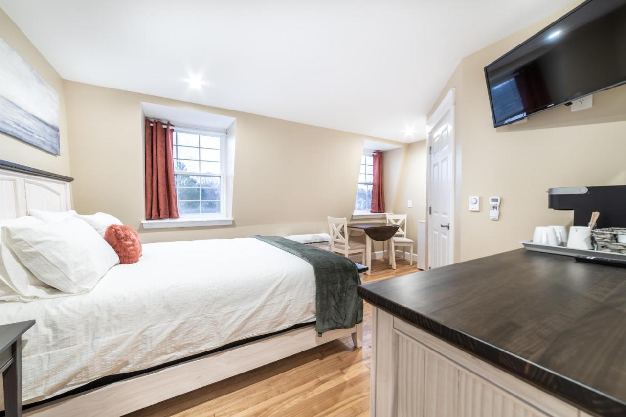 Riverside Inn New Glasgow Bagian luar foto