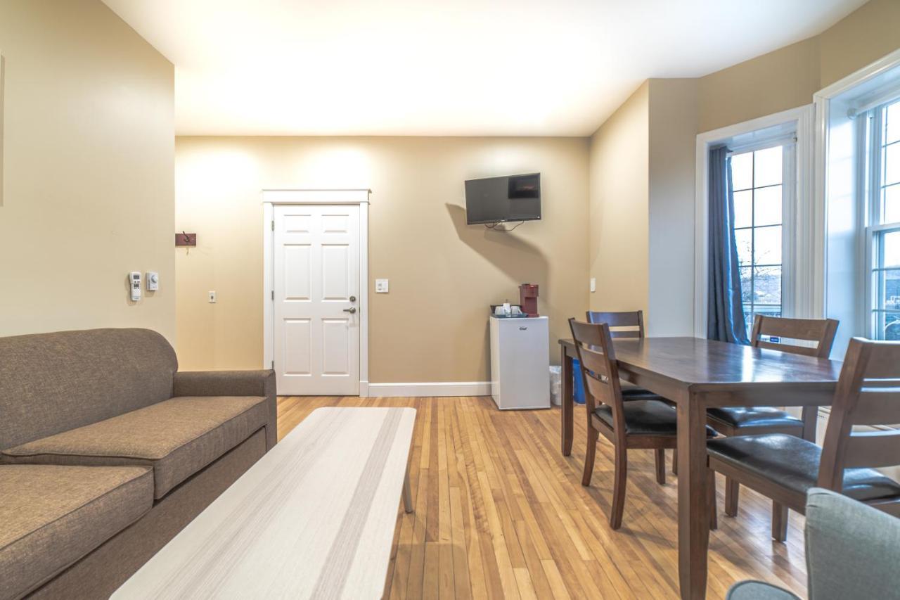Riverside Inn New Glasgow Bagian luar foto